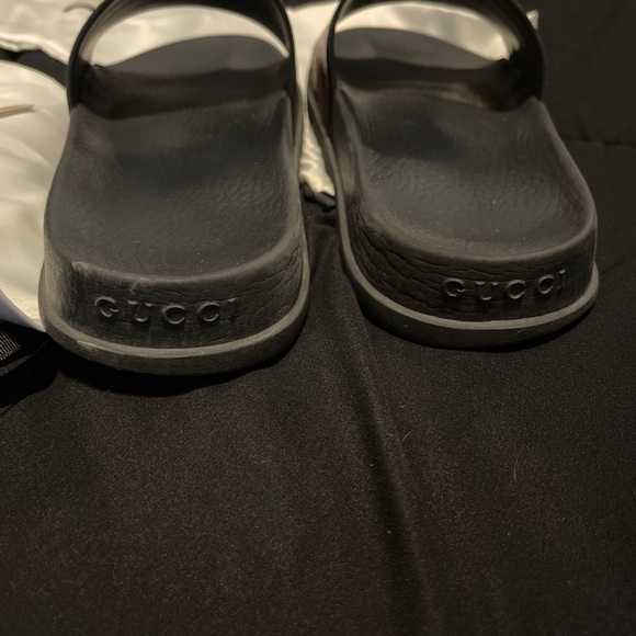 Men’s Gucci Slides/Sandals - Picture 4 of 6